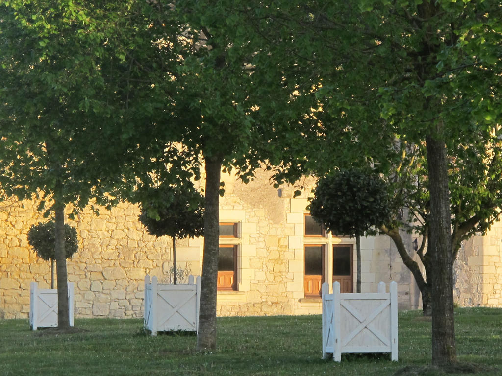 Manoir Du Bois Noblet Bed & Breakfast Louerre Exterior photo