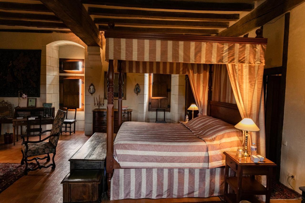 Manoir Du Bois Noblet Bed & Breakfast Louerre Exterior photo
