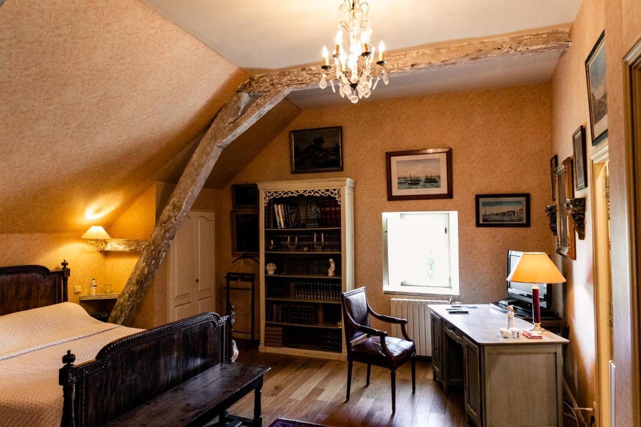 Manoir Du Bois Noblet Bed & Breakfast Louerre Exterior photo