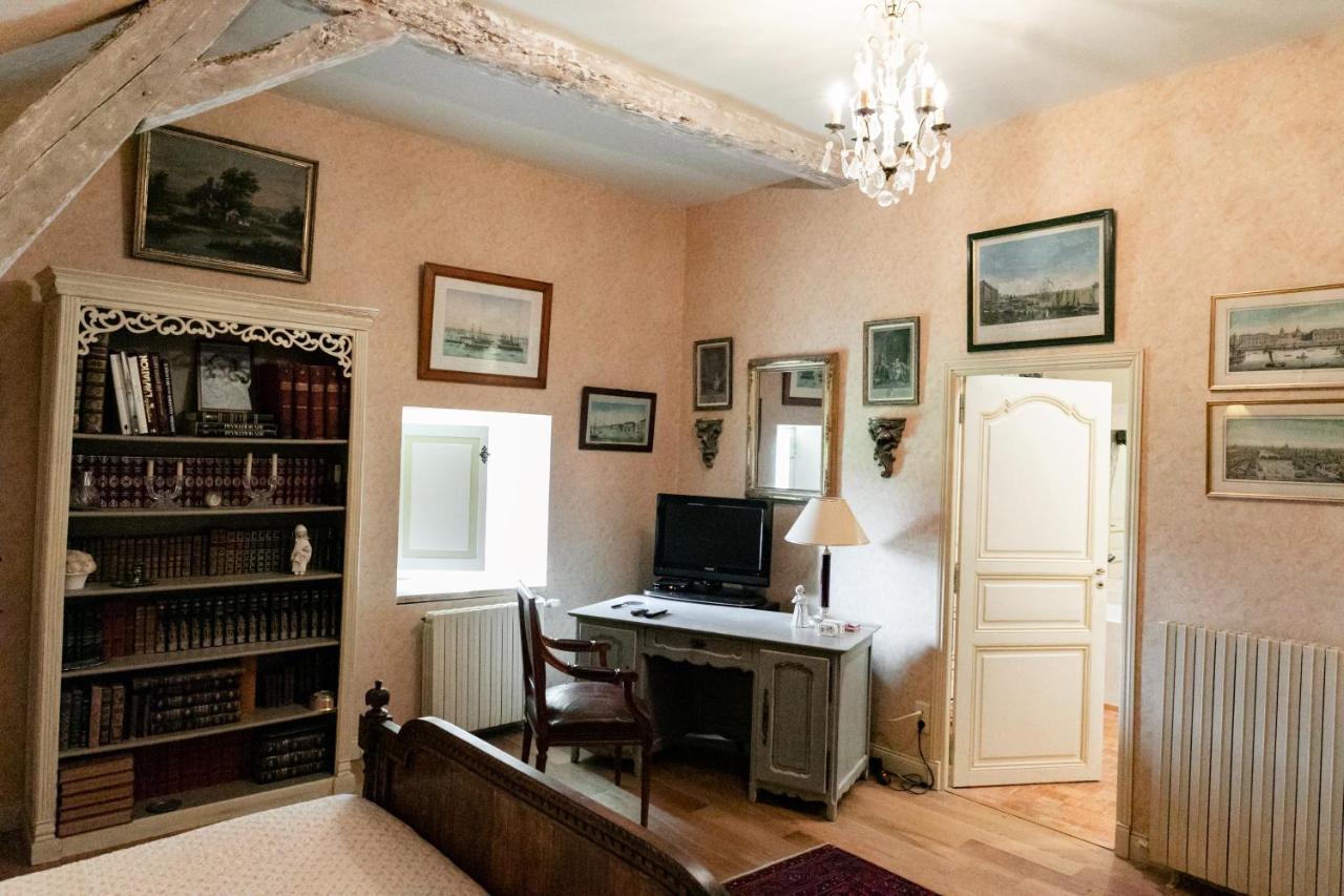 Manoir Du Bois Noblet Bed & Breakfast Louerre Exterior photo